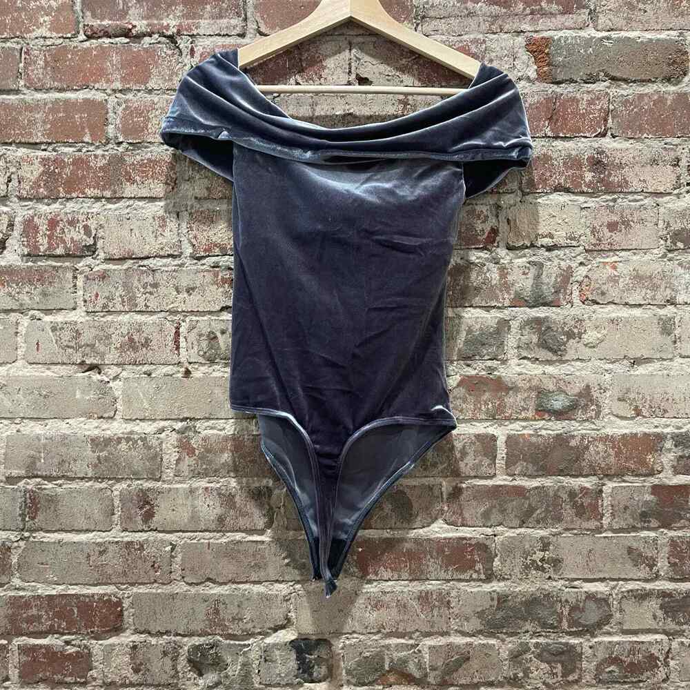 NEW‎ ALIX NYC Grove Twisted Velvet Bodysuit in Pewter Grey - Picture 6 of 8